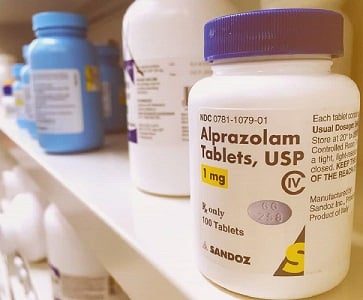 Why is alprazolam dangerous